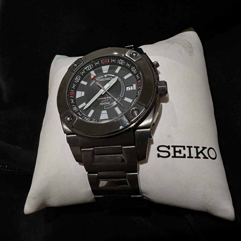 Seiko Men’s Kinetic Watch